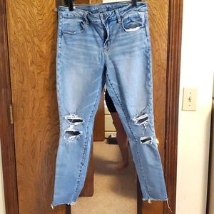 American Eagle Distressed Jegging